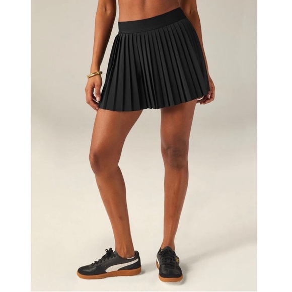 Beyond Yoga If You Pleats Tennis Skirt Womens | Black Athletic Athleisure - Picture 2 of 9